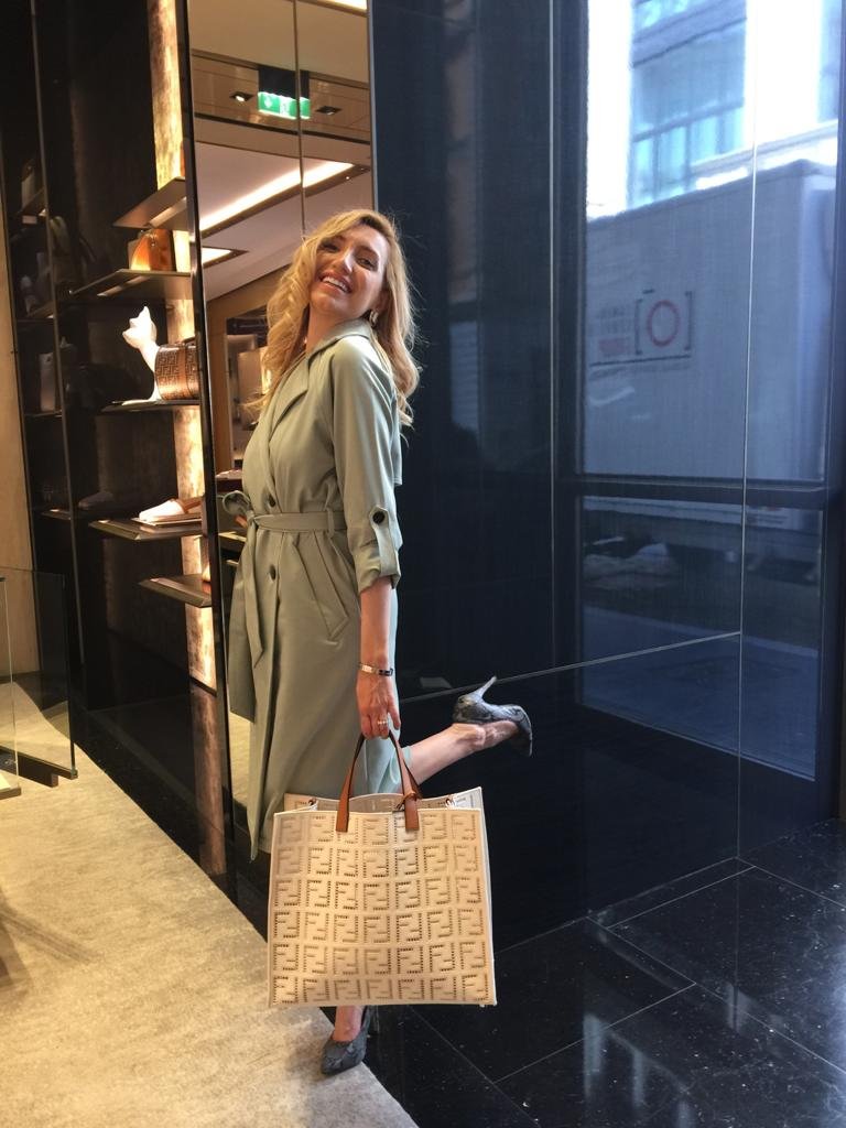 FENDI SHOPPING LIKE A STAR _ROMA LUXURY EXCLUSIVE SHOPPING EXPERIENCES