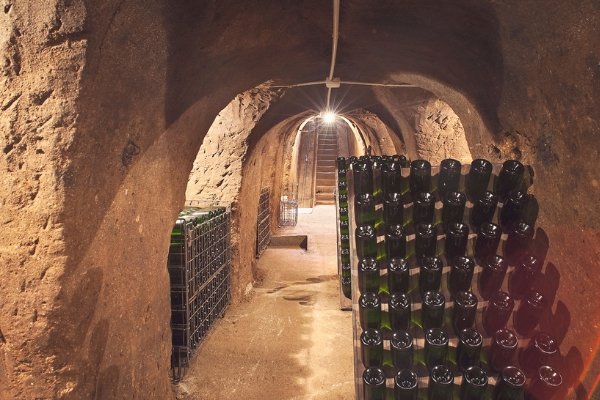 The-age-old-wine-caves-at-Cantina-del-Tufaio